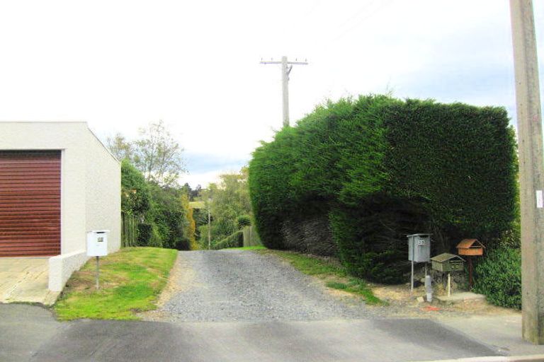 Photo of property in 28 Saddleview Place, Fairfield, Dunedin, 9018