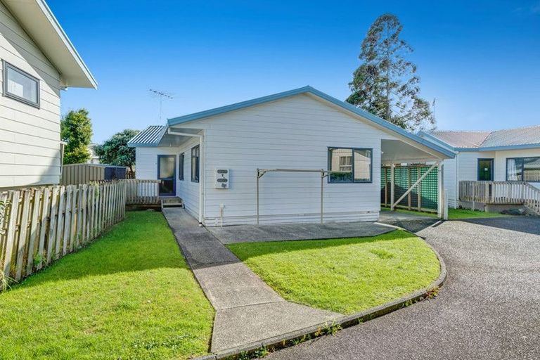 Photo of property in 2/100 Brightside Road, Stanmore Bay, Whangaparaoa, 0932