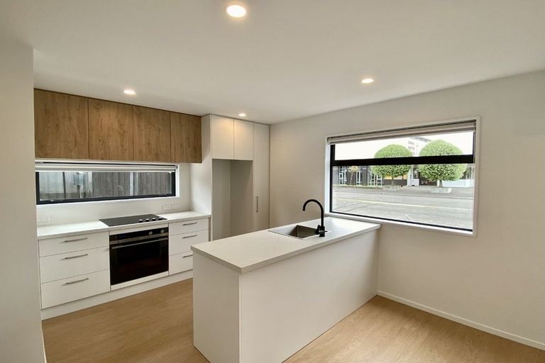 Photo of property in 1/282 Wilsons Road, Waltham, Christchurch, 8023