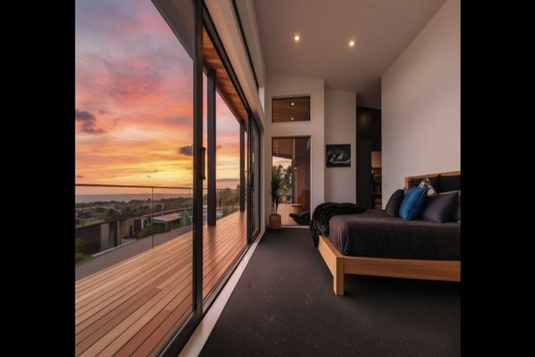 Photo of property in 8 Whio Place, Waikanae, 5036