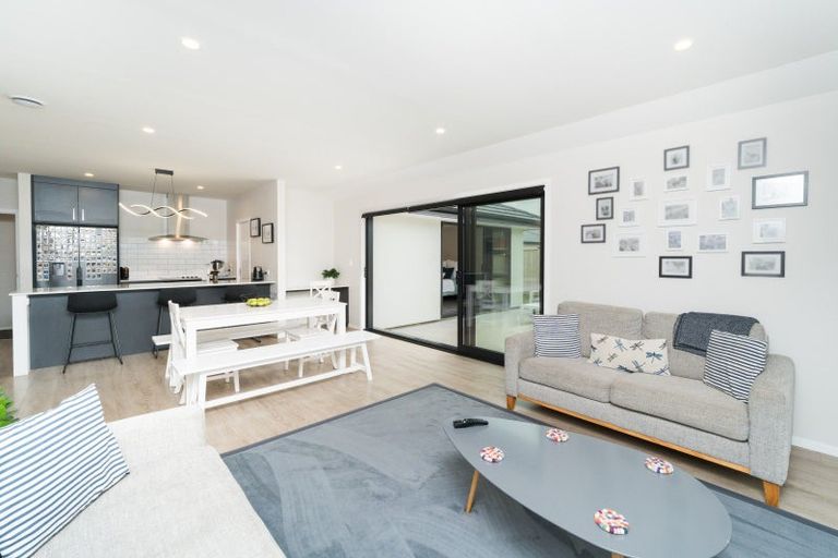 Photo of property in 97 Freedom Drive, Kelvin Grove, Palmerston North, 4470