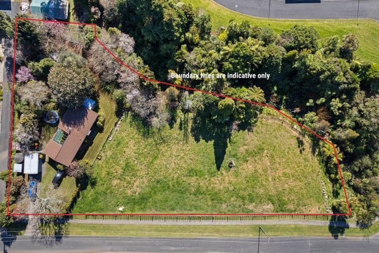Photo of property in 3 Armstrong Avenue, Waitara, 4320