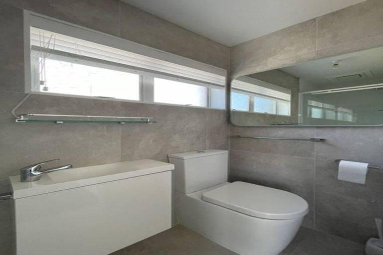 Photo of property in 18 Seaview Road, Ruakaka, 0116