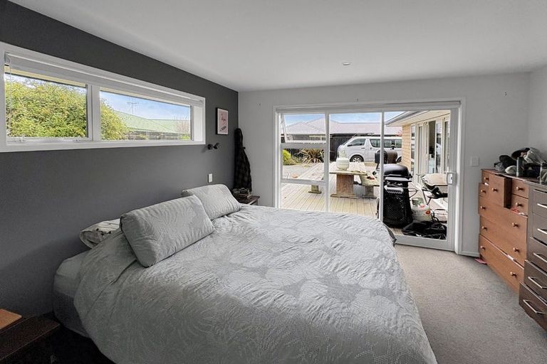 Photo of property in 18 Weld Street, Levin, 5510