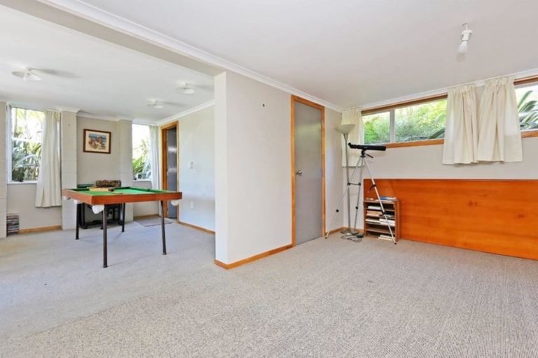 Photo of property in 58 Tauroa Road, Havelock North, 4130