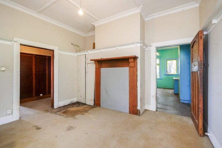 Photo of property in 60 Gladstone Road, Dalmore, Dunedin, 9010