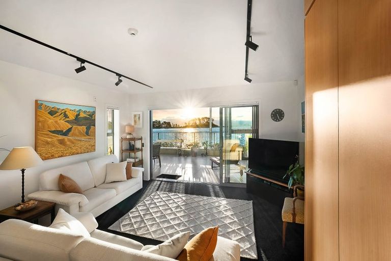 Photo of property in 1/371 Wakefield Quay, Stepneyville, Nelson, 7010