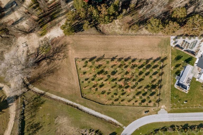 Photo of property in 11 Thelma Place, Cromwell, 9384