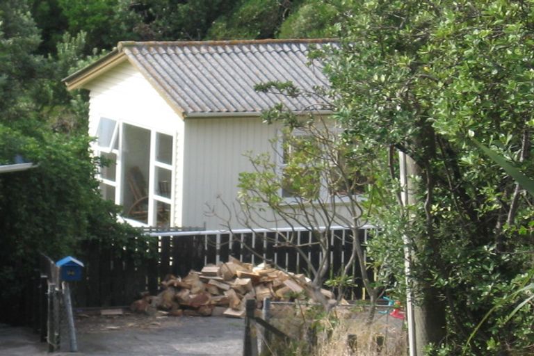 Photo of property in 94 Sidlaw Street, Strathmore Park, Wellington, 6022