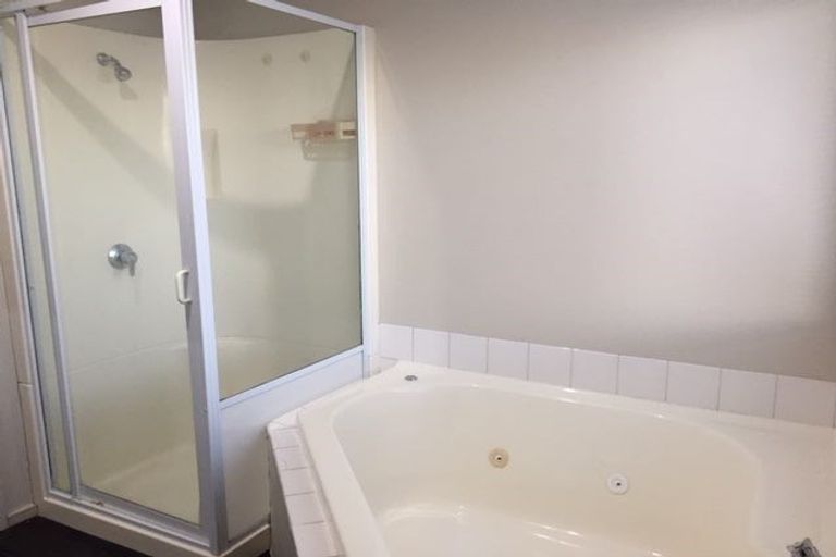 Photo of property in 5/245a Bealey Avenue, Christchurch Central, Christchurch, 8013