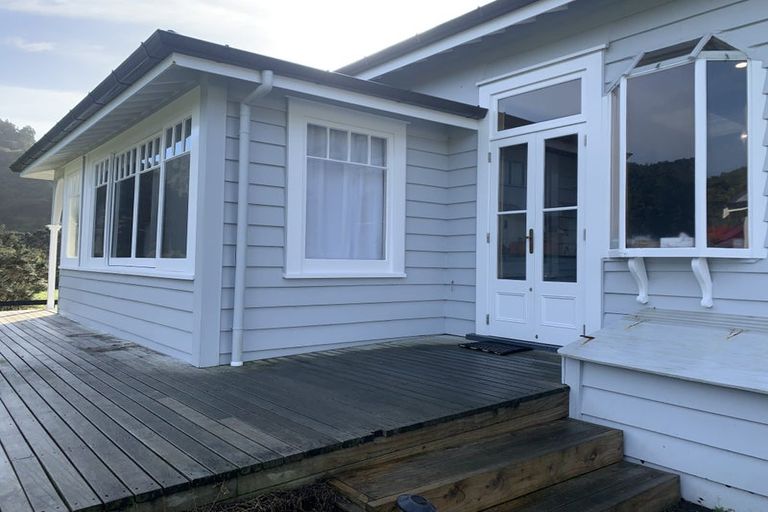 Photo of property in 115 Bethells Road, Waitakere, Henderson, 0781