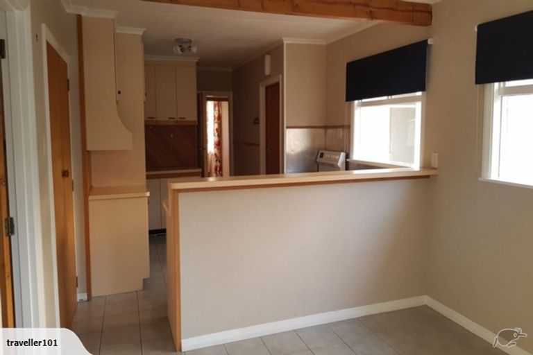 Photo of property in 5 Miles Place, Awapuni, Palmerston North, 4412