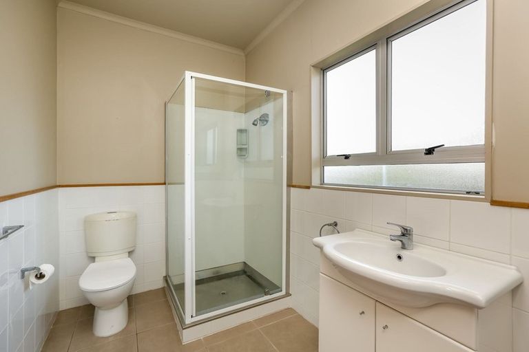 Photo of property in 4 Mclean Street, Strandon, New Plymouth, 4312