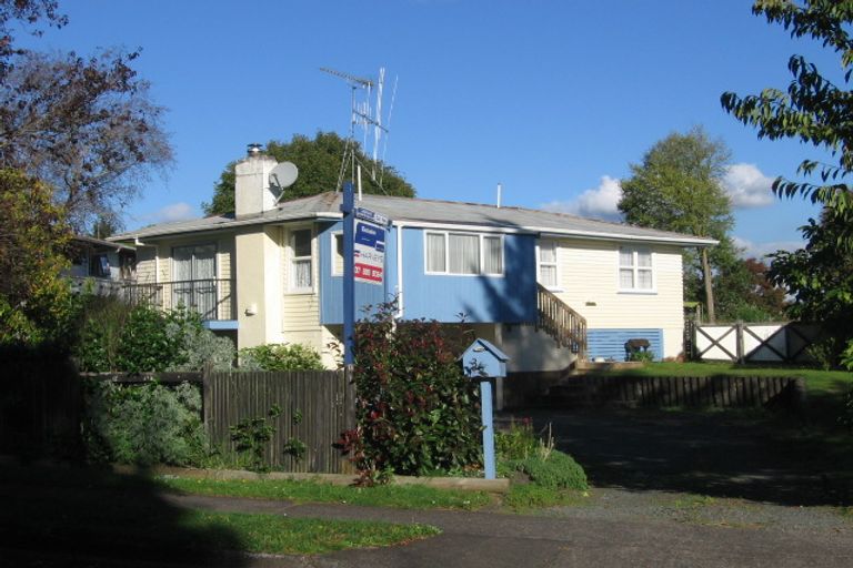 Photo of property in 36 Cobham Crescent, Tokoroa, 3420