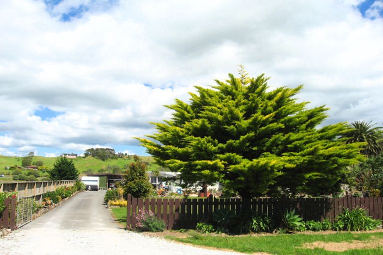 Photo of property in 39 Taipa Point Road, Taipa, 0420