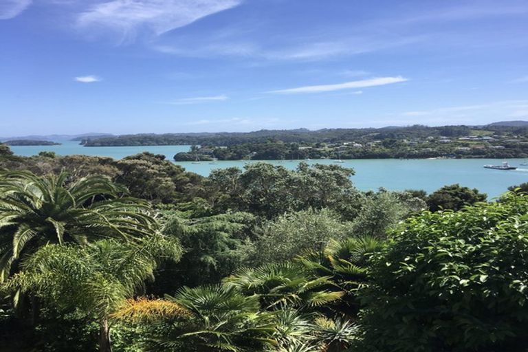 Photo of property in 4 De Haven Street, Opua, 0200