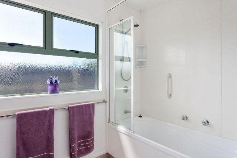 Photo of property in 18 Werahika Place, Whakatane, 3120