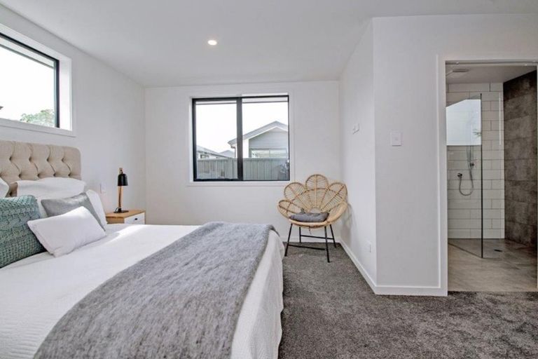 Photo of property in 5a Church Street, Mosgiel, 9024