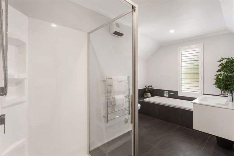 Photo of property in 35 Hawford Road, Opawa, Christchurch, 8023