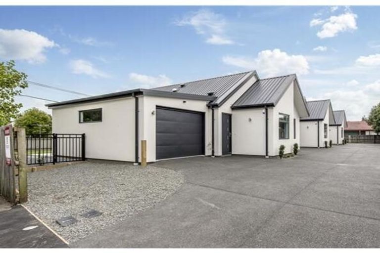 Photo of property in 52 Harvey Terrace, Richmond, Christchurch, 8013
