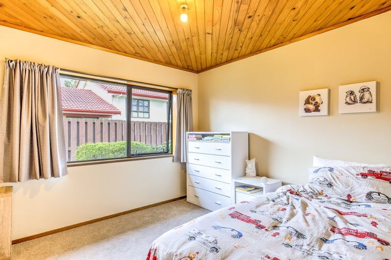 Photo of property in 14 Cooper Place, Chedworth, Hamilton, 3210