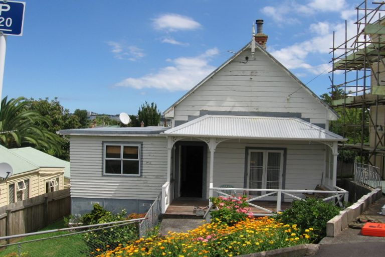 Photo of property in 31 Clarence Street, Devonport, Auckland, 0624