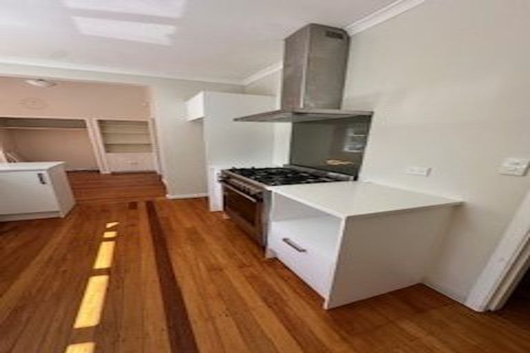 Photo of property in 7 Chatsworth Road, Silverstream, Upper Hutt, 5019