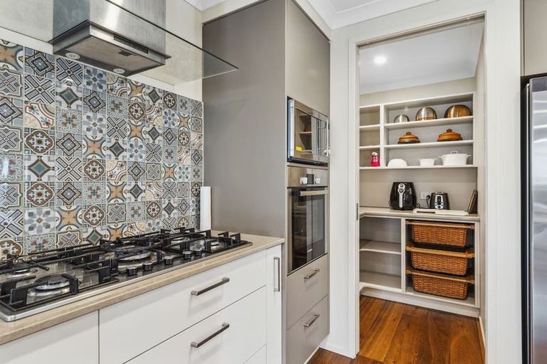 Photo of property in 138 Hillpark Drive, Pokeno, 2402