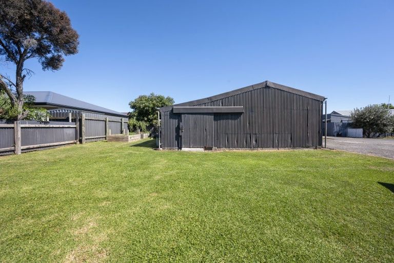 Photo of property in 130 Guppy Road, Taradale, Napier, 4112