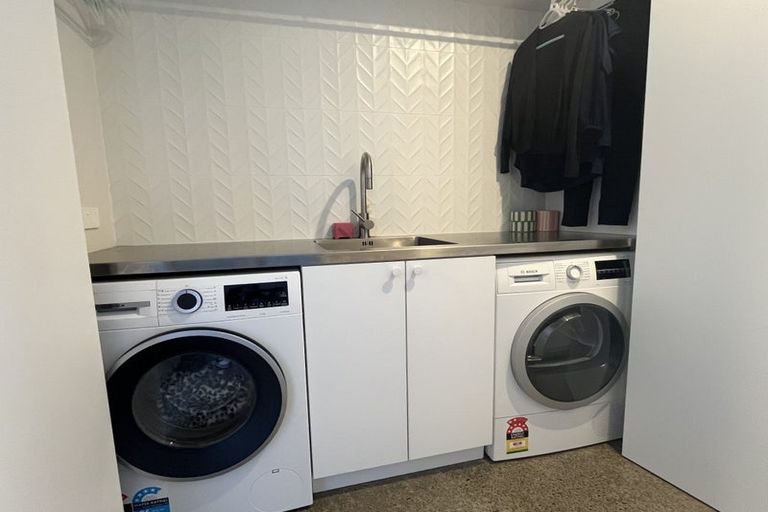 Photo of property in 125 Bristol Street, St Albans, Christchurch, 8014