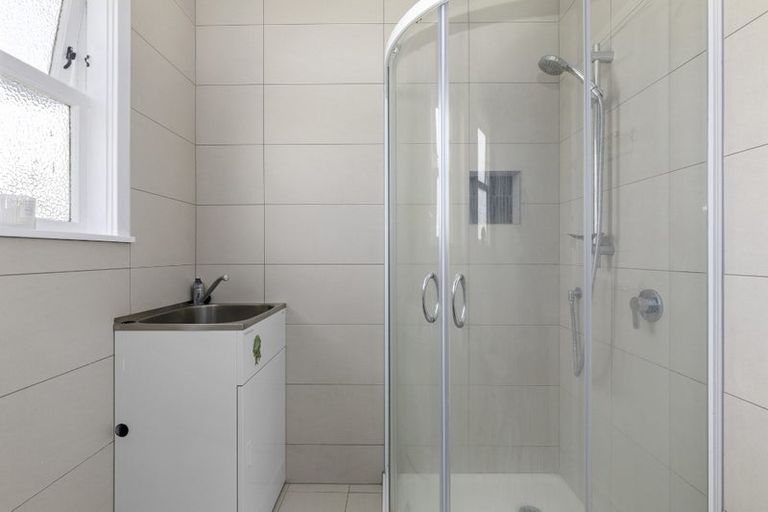 Photo of property in 43 Rata Street, Naenae, Lower Hutt, 5011