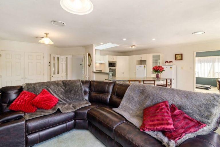 Photo of property in 27 Kahurangi Drive, Lynmore, Rotorua, 3010