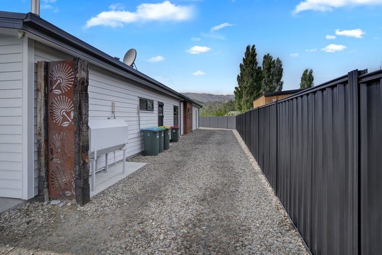 Photo of property in 54 Stratford Drive, Mount Pisa, Cromwell, 9383