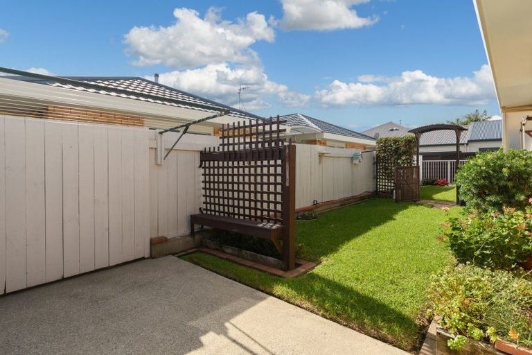 Photo of property in 482b Devonport Road, Tauranga South, Tauranga, 3112