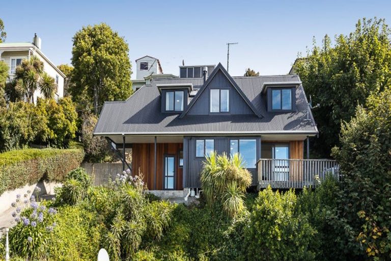 Photo of property in 48 Easther Crescent, Kew, Dunedin, 9012