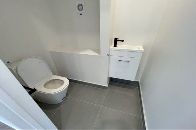 Photo of property in 17 Pilot Drive, Hobsonville, Auckland, 0616