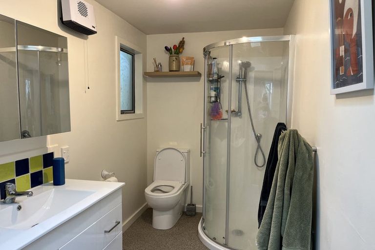 Photo of property in 119 Houghton Bay Road, Houghton Bay, Wellington, 6023