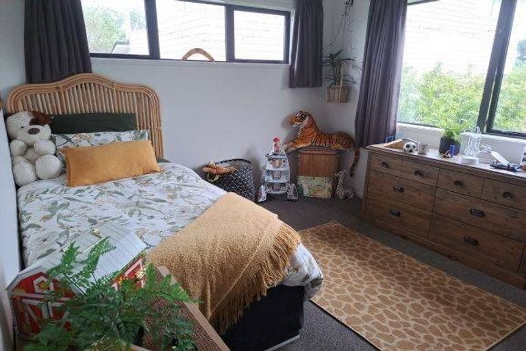 Photo of property in 49 Maylee Crescent, Gulf Harbour, Whangaparaoa, 0930