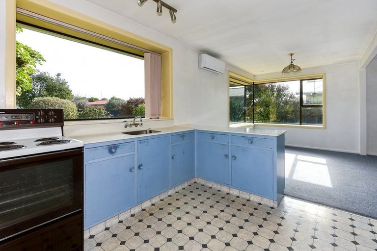 Photo of property in 32 Royalist Avenue, North New Brighton, Christchurch, 8083