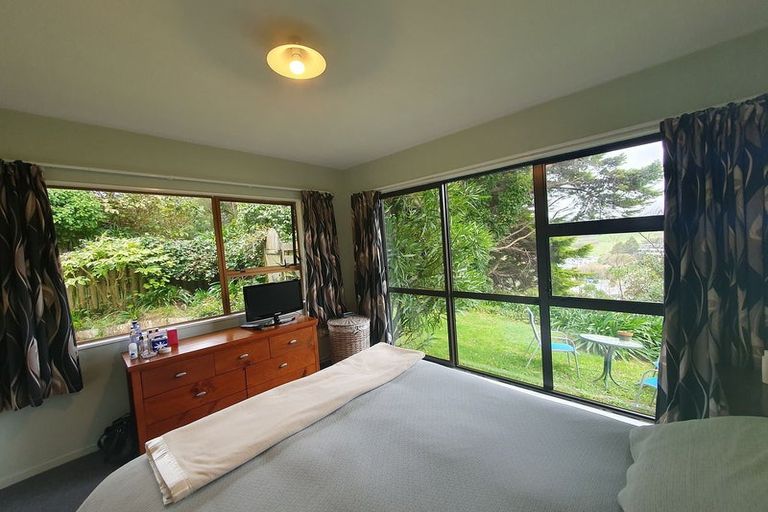 Photo of property in 18a Caesars Place, Churton Park, Wellington, 6037