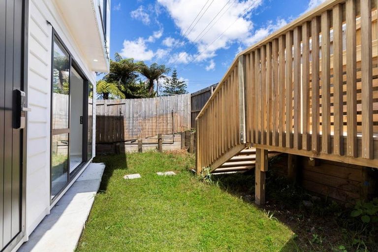 Photo of property in 19a Cornwall Road, Lyttelton, 8082