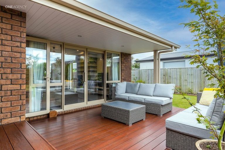 Photo of property in 8 Amy Place, Rangiora, 7400