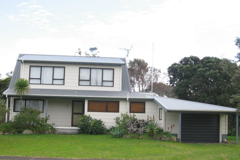 Photo of property in 3 Easdale Place, Pauanui, Hikuai, 3579