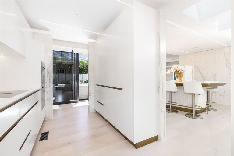 Photo of property in 14a Jacksons Road, Merivale, Christchurch, 8014