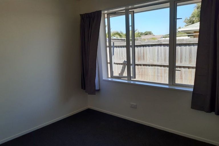 Photo of property in 60a Halswell Road, Hillmorton, Christchurch, 8025