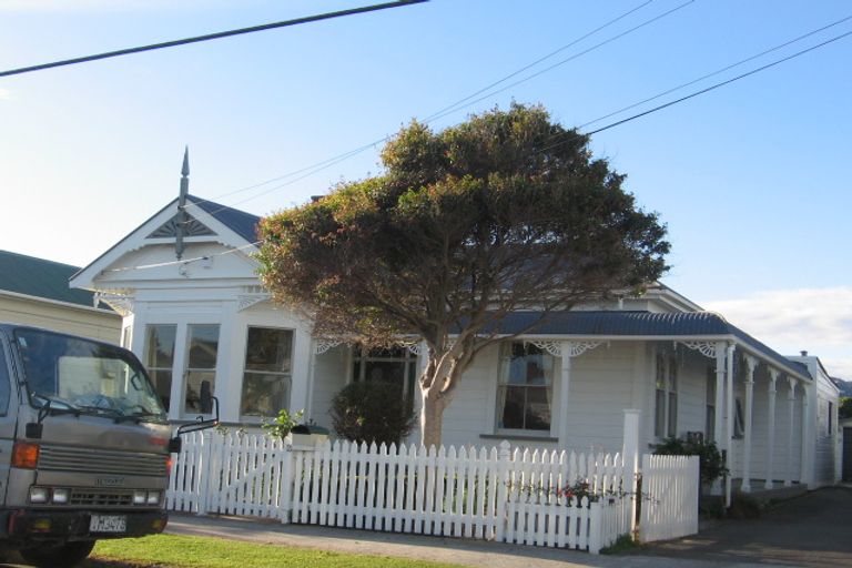 Photo of property in 21 Manchester Street, Petone, Lower Hutt, 5012