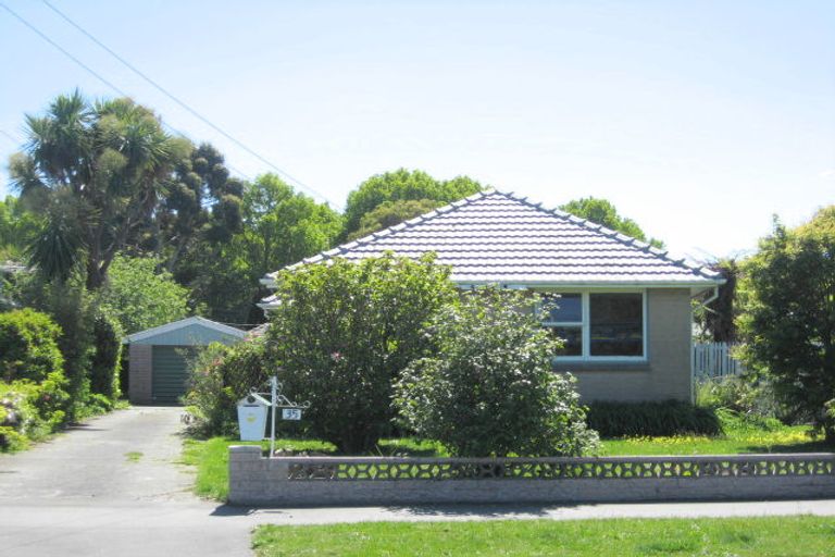 Photo of property in 35 Newmark Street, Bishopdale, Christchurch, 8053