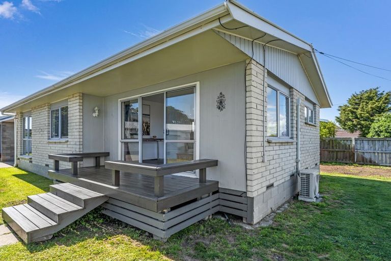 Photo of property in 72a Main Street, Edgecumbe, 3120