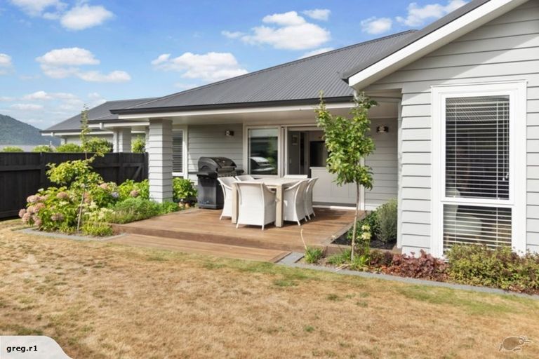 Photo of property in 58 Montgomery Crescent, Kinloch, Taupo, 3377