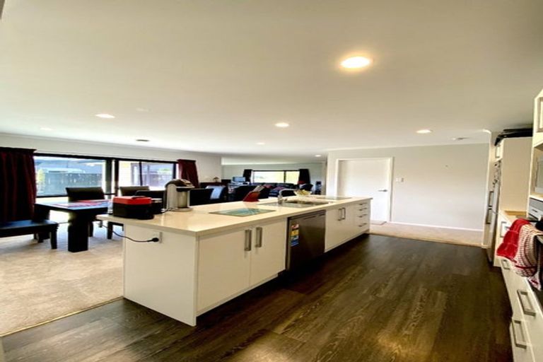 Photo of property in 3 Greenstone Grove, Brown Owl, Upper Hutt, 5018